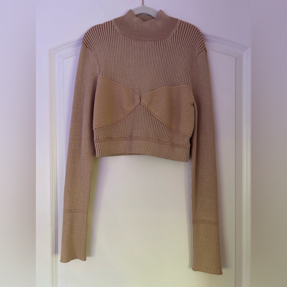 Revolve ribbed turtle neck shirt